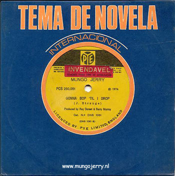 Long Legged Woman Dressed In Black - Promo - Brasil